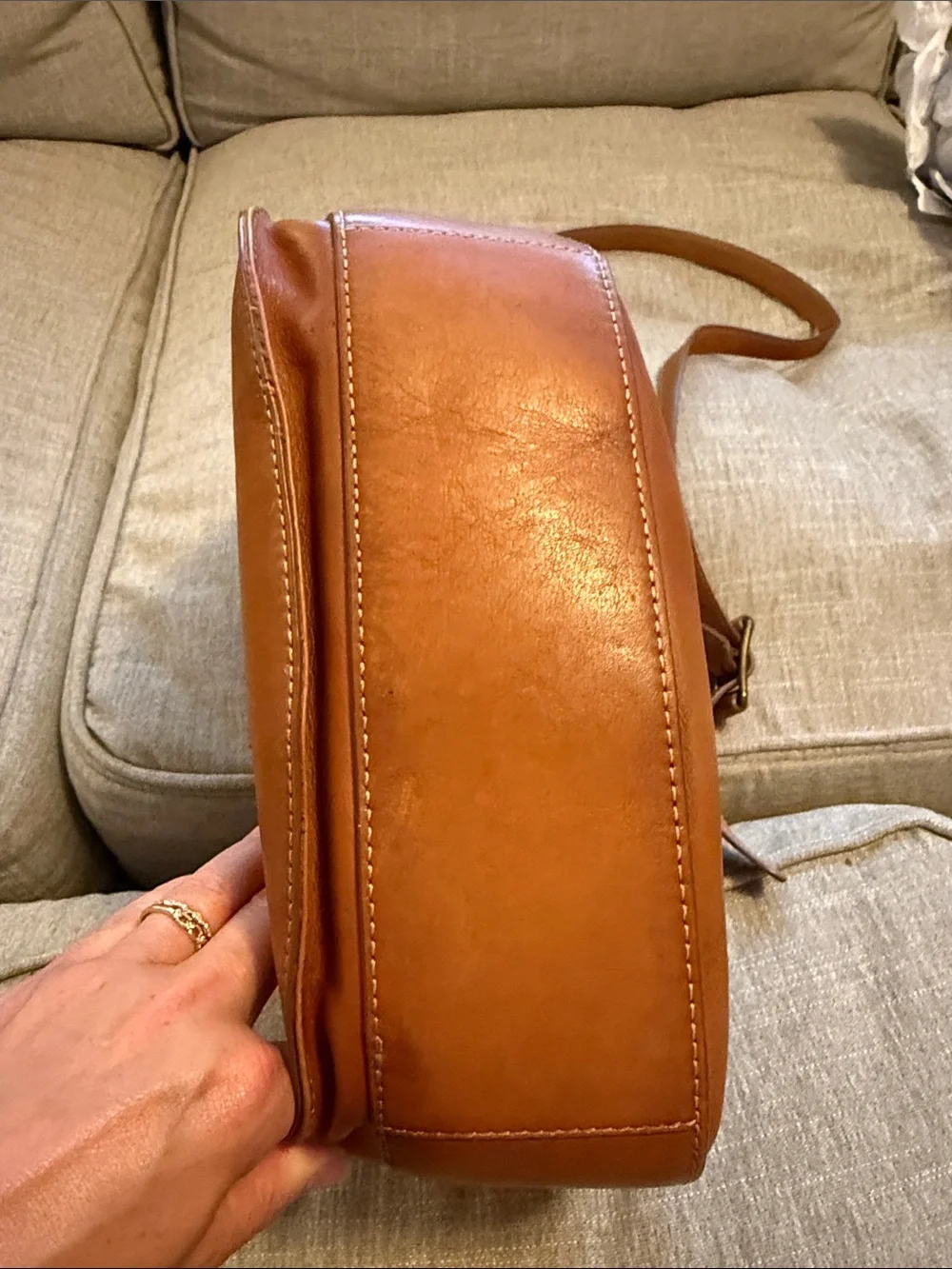 Frye Leather Shoulder Bag in Cognac Brown - Classic Women's Crossbody